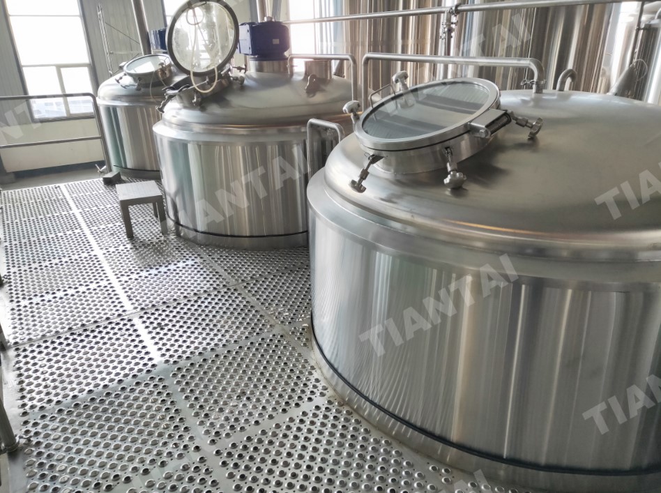 2500L Craft Beer Equipment Shipping to Canada TianTai® 2150HL